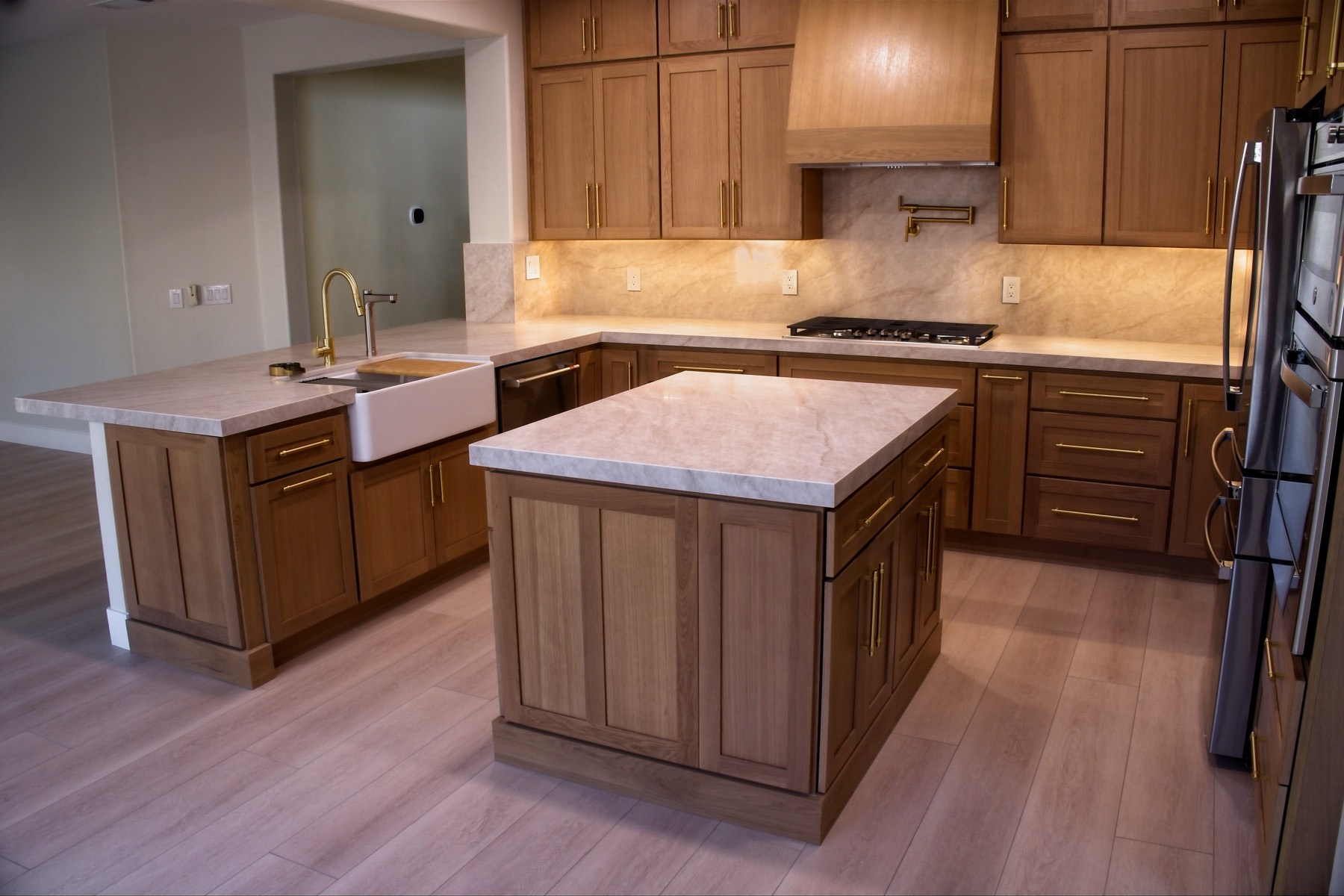 Kitchen prep island and apron sink
